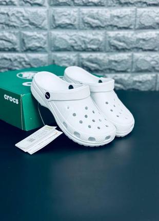 Женские шлепанцы crocs bae белые шлепанцы кроксы