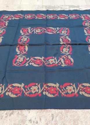 Винтажный итальянский синий платок в красный цветочный принт (76 см на 80 см)