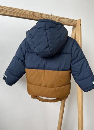 Зимова куртка для хлопчика з капішоном вітрозахисна куртка2 фото