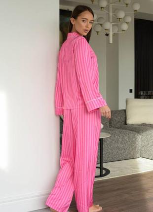 Жіноча рожева шовкова піжама в полоску3 фото