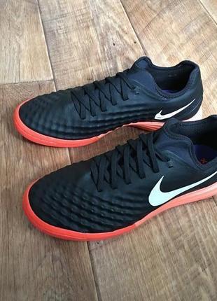 Професійні футзалки nike magistax finale ii ic lunargato2 фото