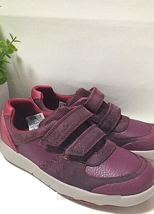 Р.29, 31, 32  clarks шкіряні кросівки оригінал