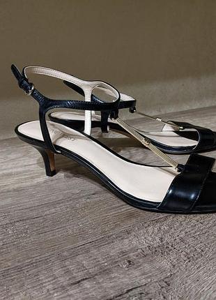 Босоножки nine west