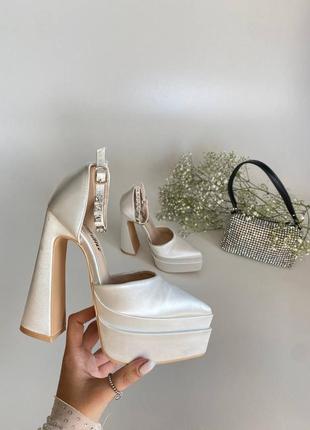 Туфельки туфлі атласні стильні білі атласні туфлі туфлі на підборах весільні туфлі...