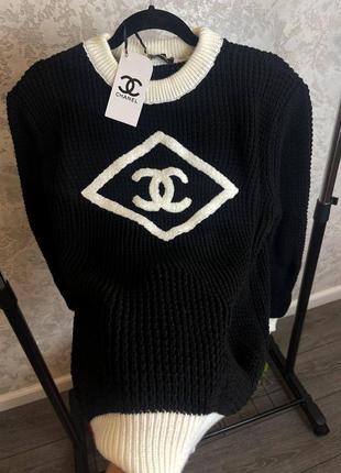 Светр в стилі chanel