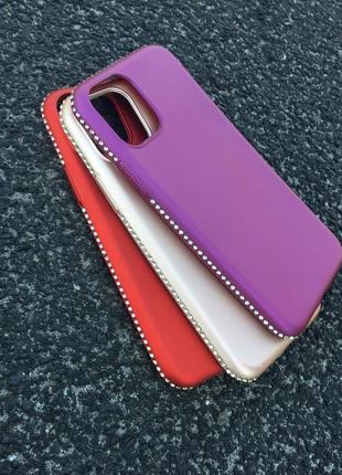Фиолетовый мягкий чехол с камнями сваровски для iphone 11pro3 фото