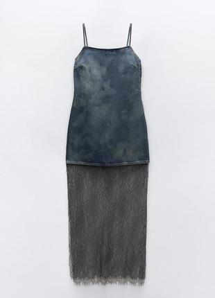 Джинсовое платье с кружевом7 фото