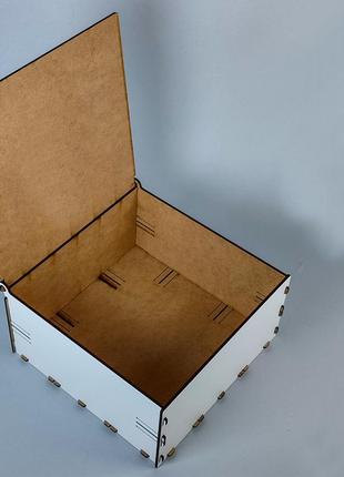 Коробка подарункова дерев'яна з днем народження! 20x20x10 см (біла)6 фото