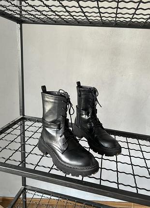 Демисезонные ботинки