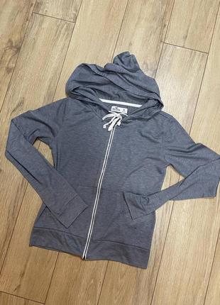 Невесомая кофта 152-156 размер 3107