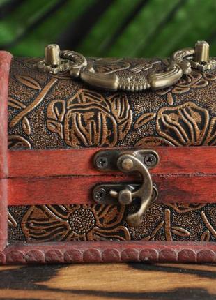 Деревянный сундук, 12 х 7.5 х 7 см