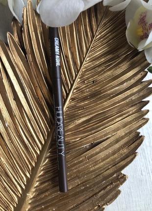 Стойкий автоматический карандаш лайнер huda beauty cream kohl eye pencil in very brown...