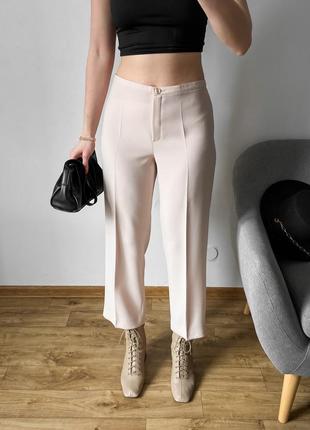 Женские классические брюки светло - бежевого цвета