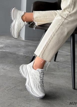 Белые кожаные резиновые кроссовки с сеткой в сетку на толстой грубой подошве платформе10 фото