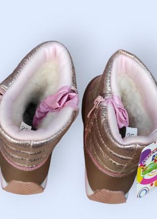 Зимние дутики, сапожки ботинки термо для девочки пудра, розовые блестящие на овчинке9 фото