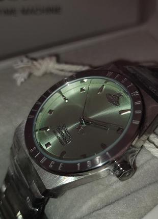 Оригинальные часы vivienne westwood model no.w244slsl с ремешком с браслетом camberwell date, серебряный/светло-зеленый вельян вествуд2 фото