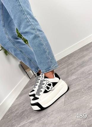 Кеди vovk , кеди на високій підошві із вовком