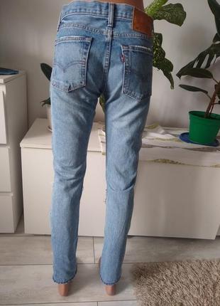 Джинсы рванки levis10 фото