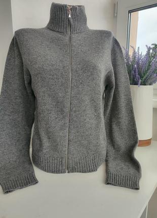 Теплий шерстяний джемпер на замочку