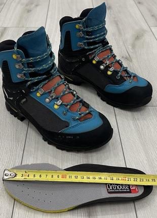 Альпинистские ботинки salewa raven 2 goretex hiking boots (24,5 см)7 фото