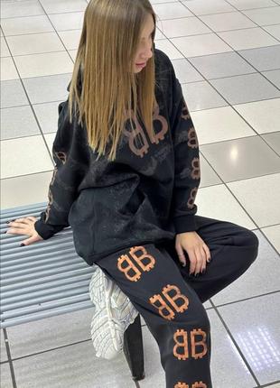 Костюм balenciaga7 фото