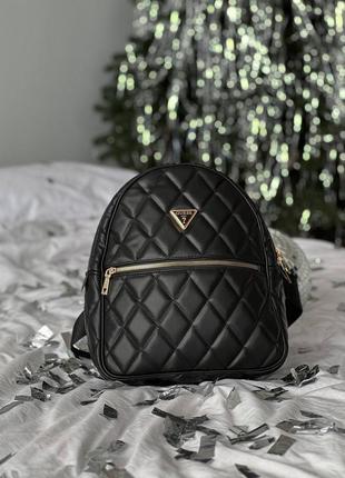 Легкий вместительный женский черный рюкзак guess на плече гесс3 фото