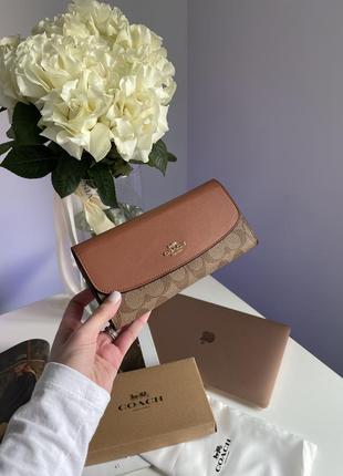 Гаманець coach signature pvc slim envelope wallet brown жіночий на подарунок 14 лютого / 8 березня3 фото