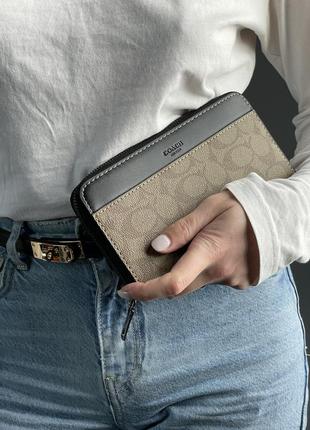 Гаманець  coach accordion wallet in signature canvas beig жіночий на подарунок 14 лютого / 8 березня