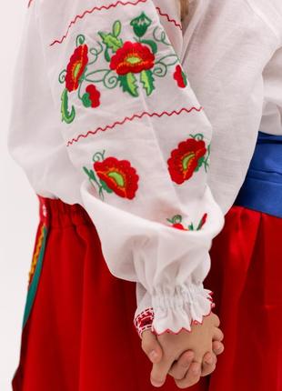 Традиционный национальный украинский костюм для девочки4 фото