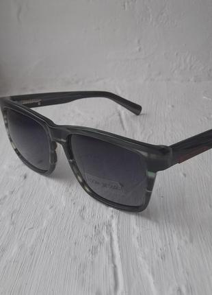 Очки солнцезащитные mr person & valentine