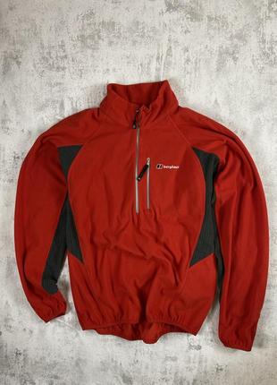 Berghaus red fleece: уютно и стильно в красном