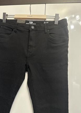 Черные джинсы лобвиси
