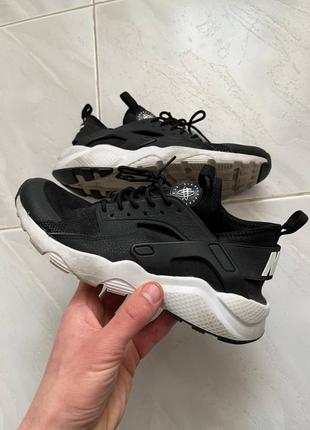 Кросівки nike huarache оригінал,