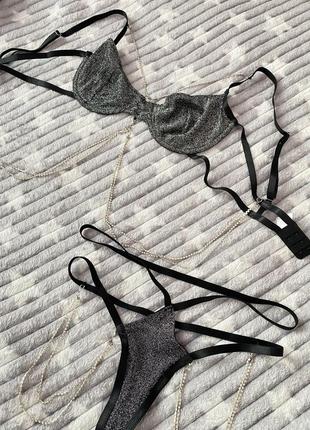 Женское белье блестящее чёрное серебристое яркое переливается красивое5 фото