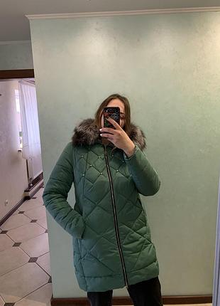 Пуховик с жемчужинками