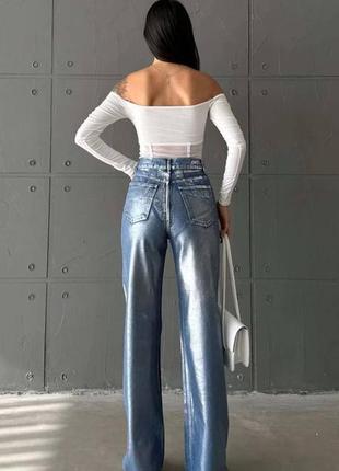 Эксклюзивные трендовые джинсы с металлическим напылением.7 фото