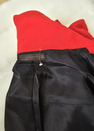 Женское короткое пальто zara красного цвета 46-48 р7 фото