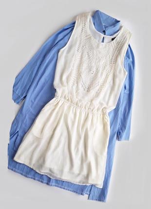 Крутое платье молочного цвета от mango