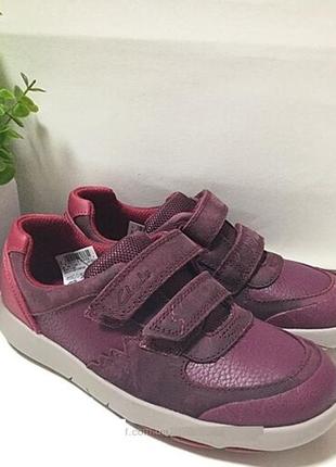Р.29, 31, 32  clarks шкіряні кросівки оригінал