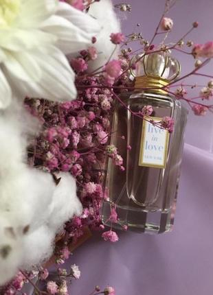 Розпив парфума live in love new york oscar de la renta