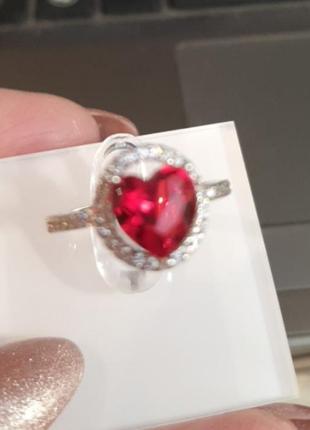 Кольцо кольцо серебро рубин сердечко в оправе цирконов