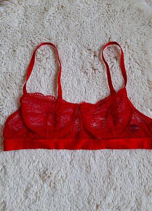 Бюстгальтер