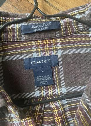 Плотная хлопковая коричневая рубашка в клетку gant maine twill3 фото