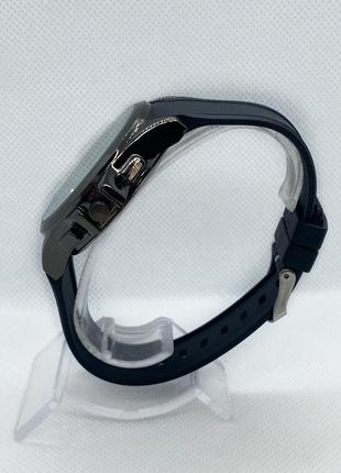 Годинник чоловічий наручний кварцовий з каучуковим ремінцем чорний ( код: ibw890b )3 фото