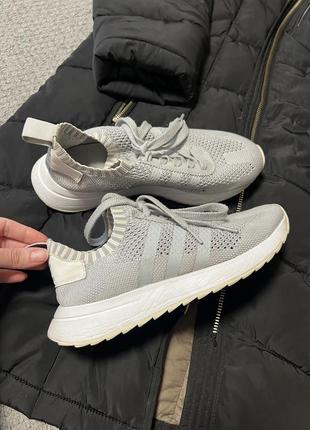 Кроссовки adidas
