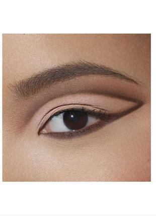 Карандаш для глаз huda beauty cream kohl eye pencil4 фото