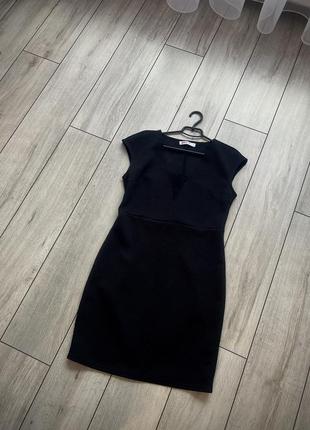 Жіноча сукня на повсякдень