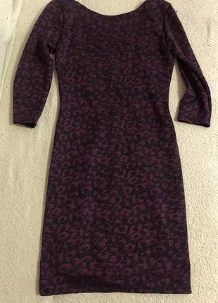 Красивое фирменное платье с голой спинкой zara