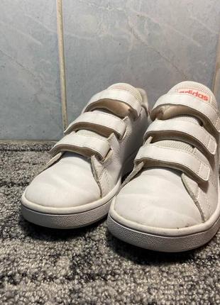 Кожаные кроссовки adidas 33р