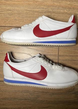 Белые кроссовки nike cortez размер 37 23,5 см (acg ) forest gamp для бега